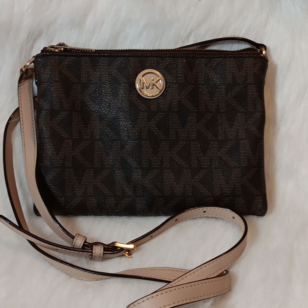 Michael Kors Fulton Crossbody Bag